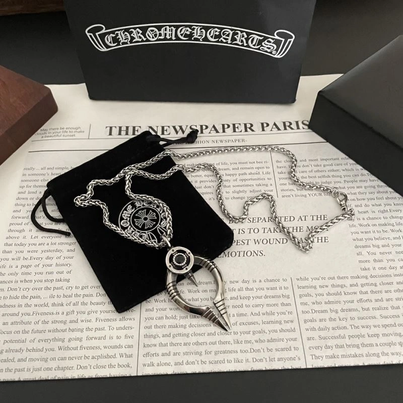 Chrxmx Hxxrts Necklaces EasyMatch 300717