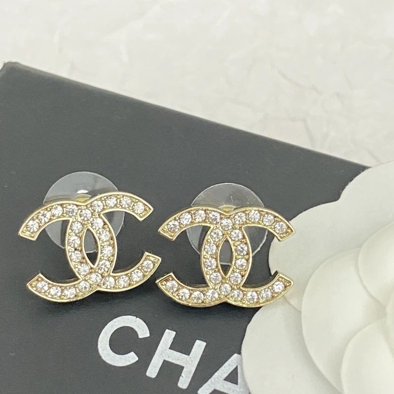 EyeCatching Chxnxl Earrings 291291