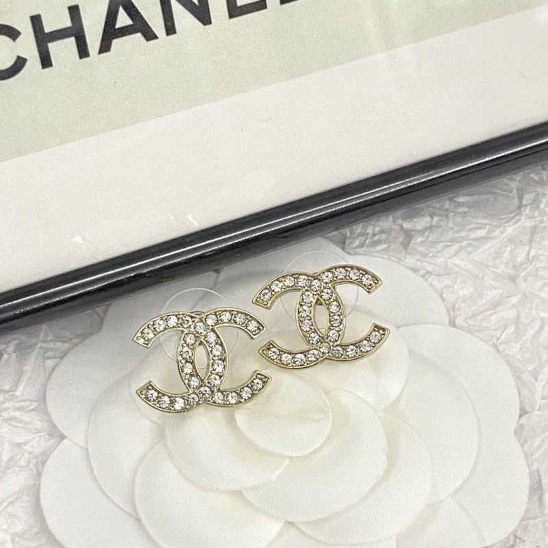 EyeCatching Chxnxl Earrings 291291