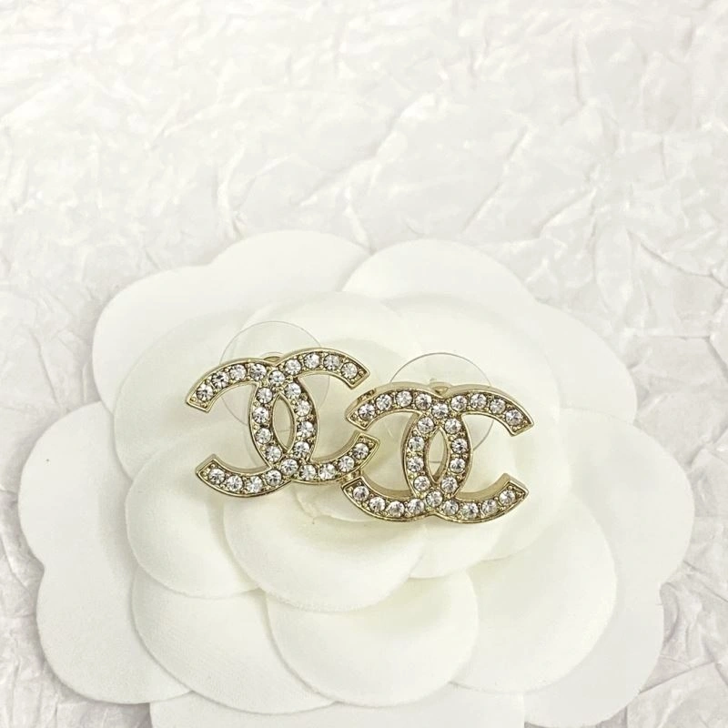 EyeCatching Chxnxl Earrings 291291