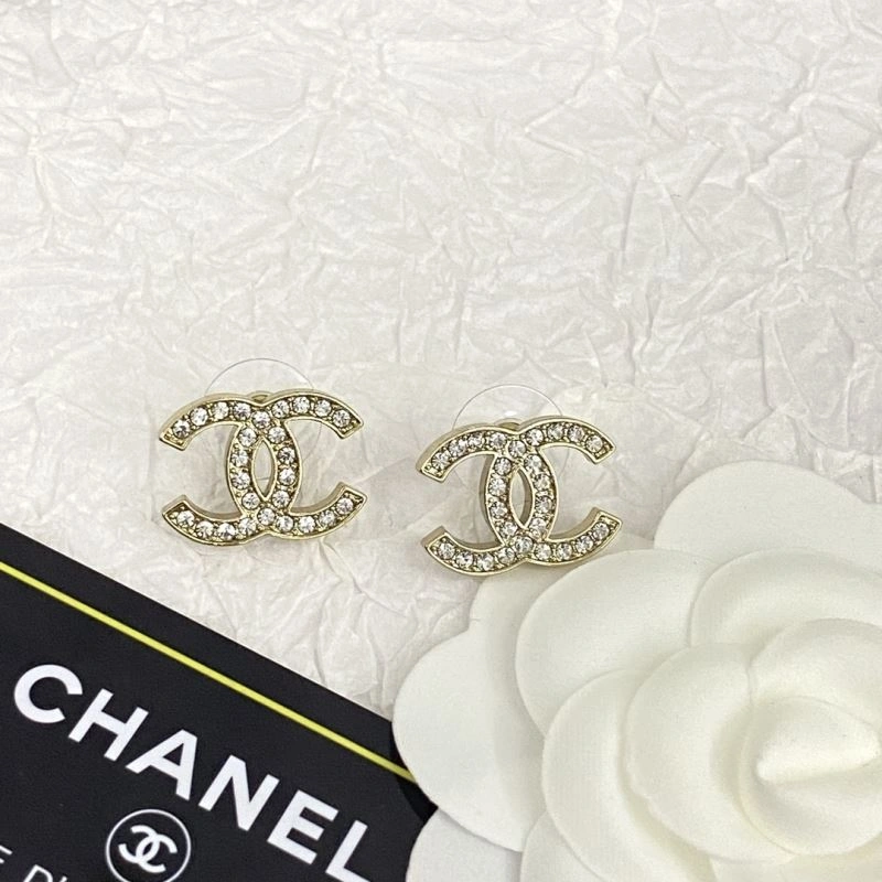 EyeCatching Chxnxl Earrings 291291