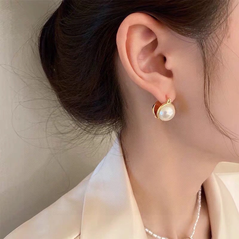 Elegant Cxlxne Earrings 283859