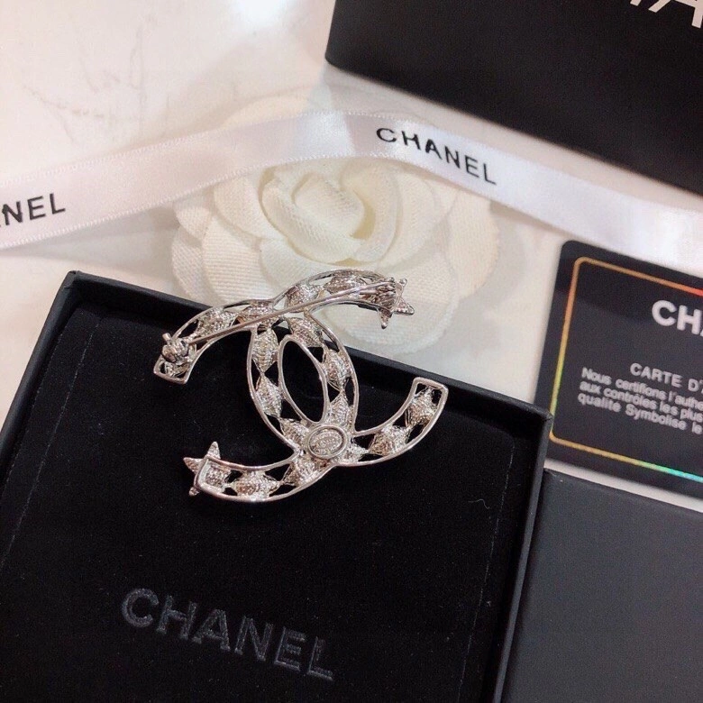 Chxnxl Brooches Soft 292550