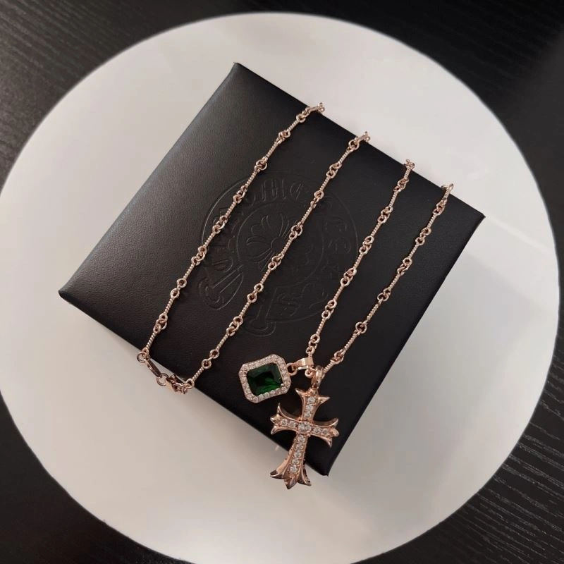 Versatile Chrxmx Hxxrts Necklaces 300700