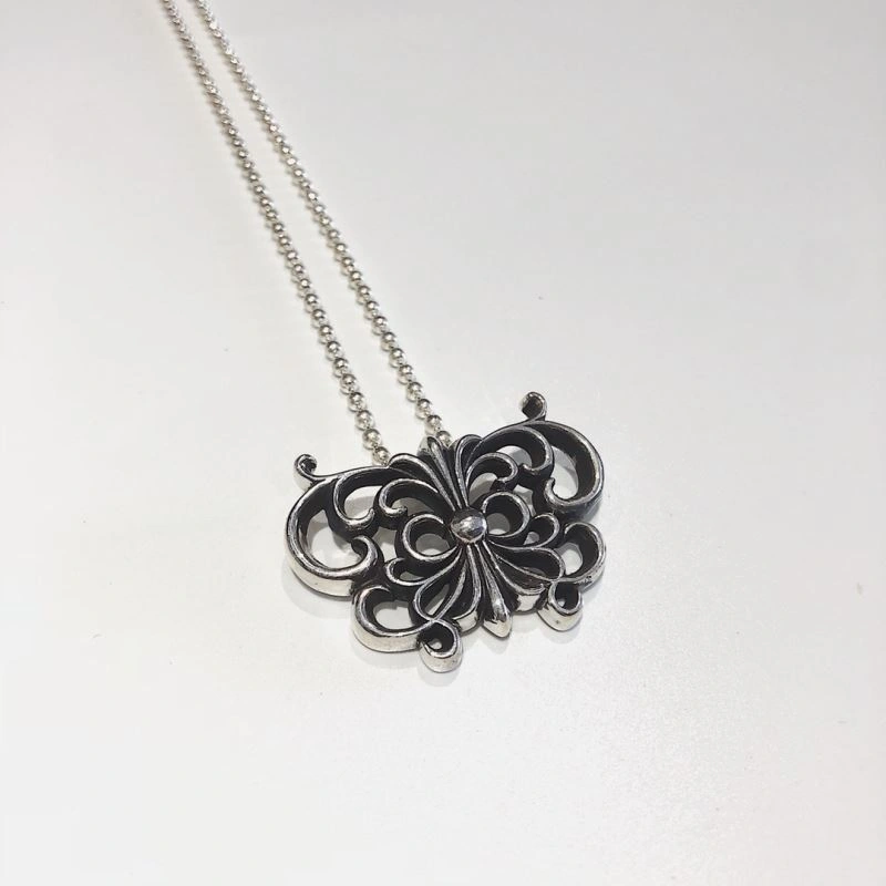 Fashionable Chrxmx Hxxrts Necklaces 300695