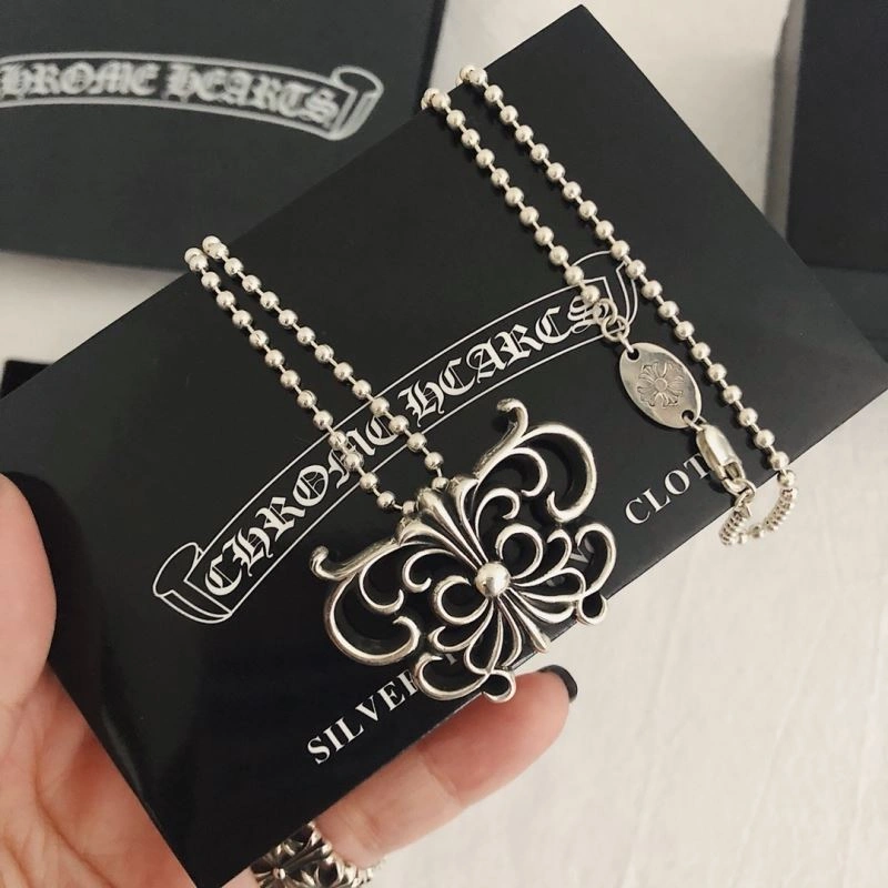 Fashionable Chrxmx Hxxrts Necklaces 300695