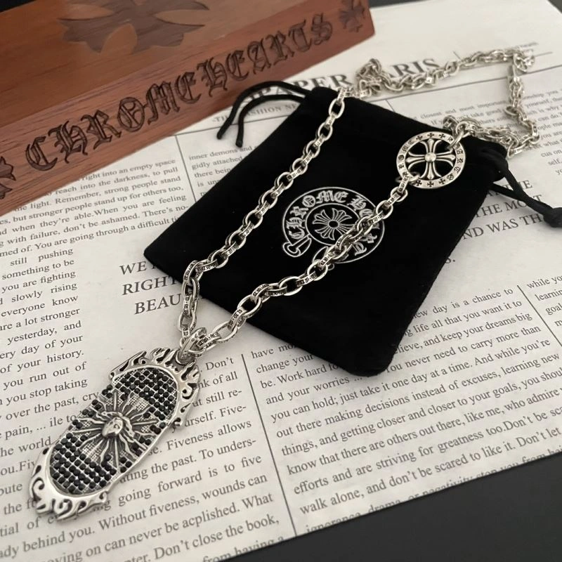 Chrxmx Hxxrts Necklaces Functional 300697