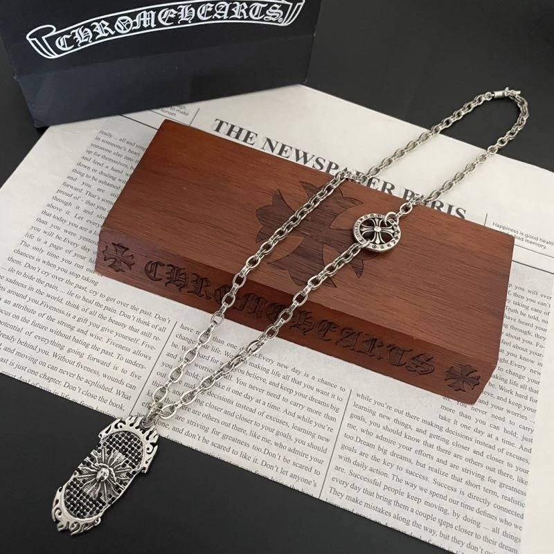 Chrxmx Hxxrts Necklaces Functional 300697