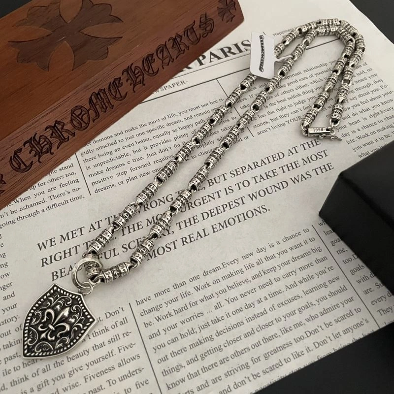 Chrxmx Hxxrts Necklaces Refined 300694