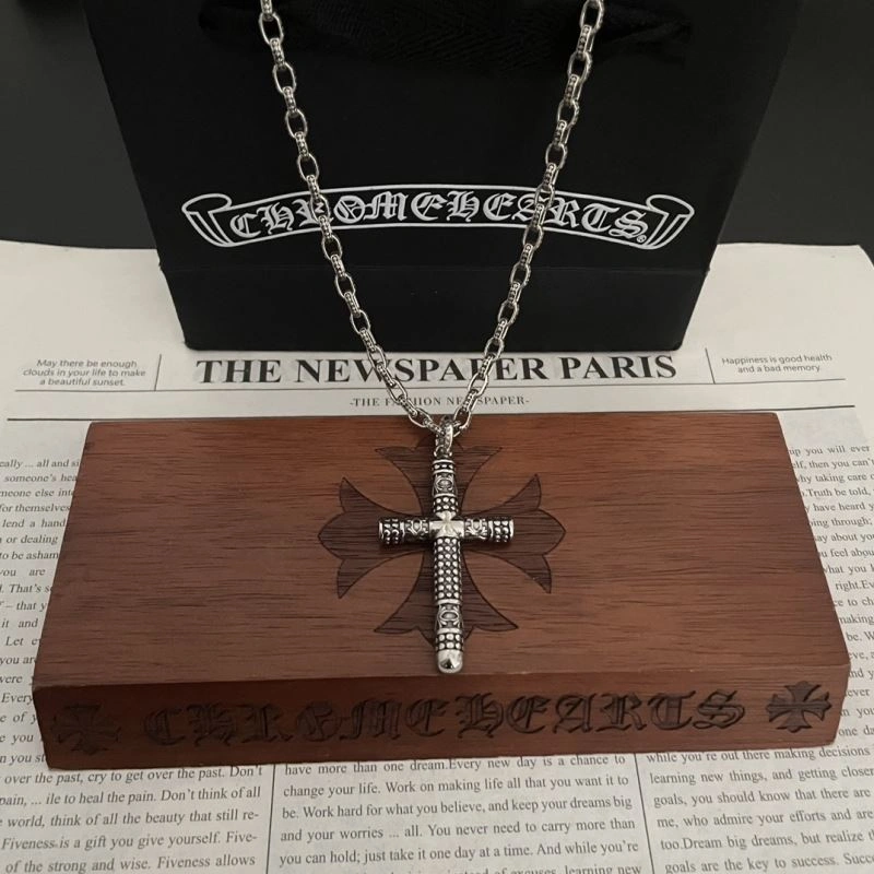 WellDesigned Chrxmx Hxxrts Necklaces 300699