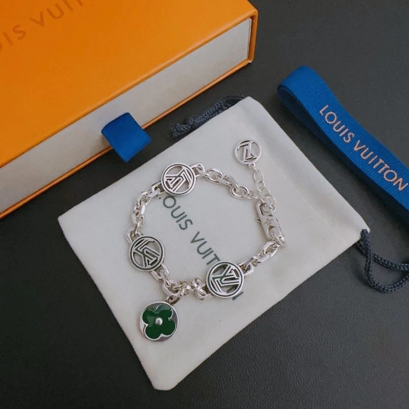 Stylish LX Bracelets 311877