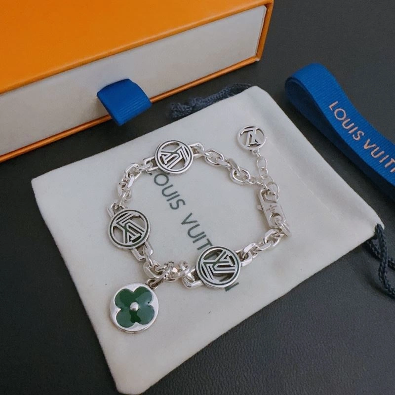 Stylish LX Bracelets 311877
