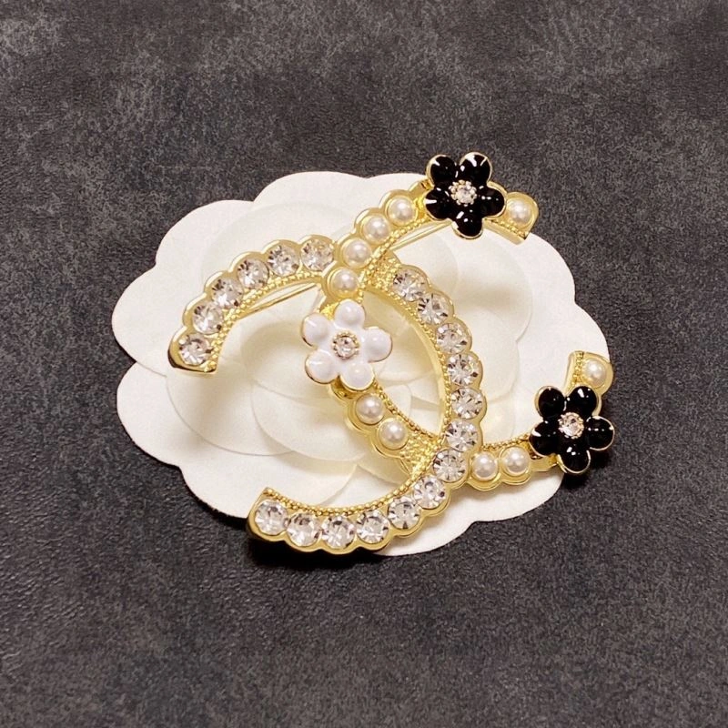 Elegant Chxnxl Brooches 292520