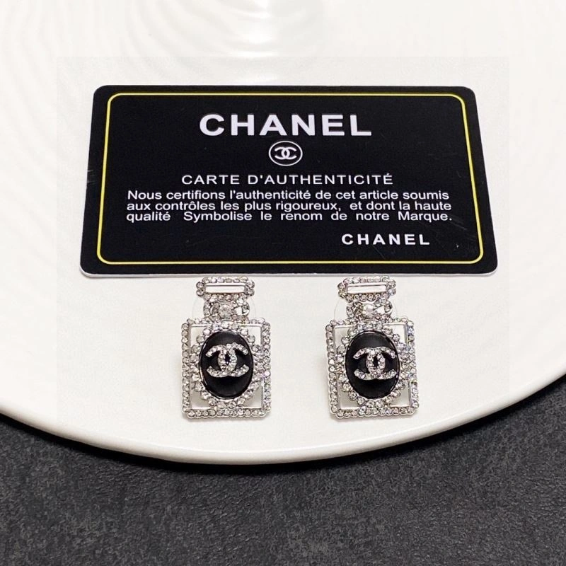 Elegant Chxnxl Earrings 291268