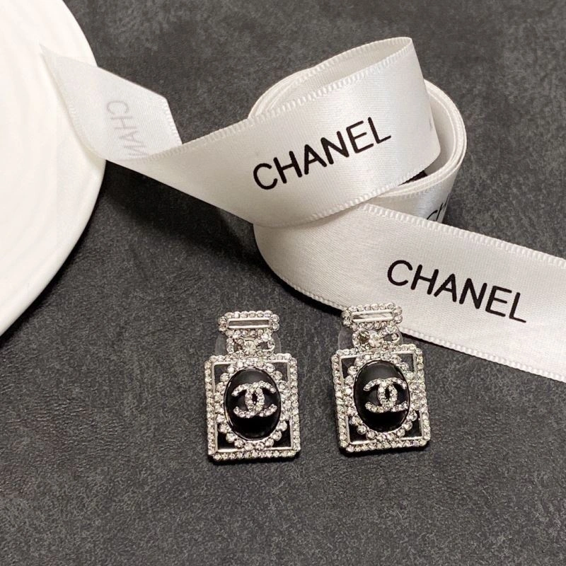 Elegant Chxnxl Earrings 291268