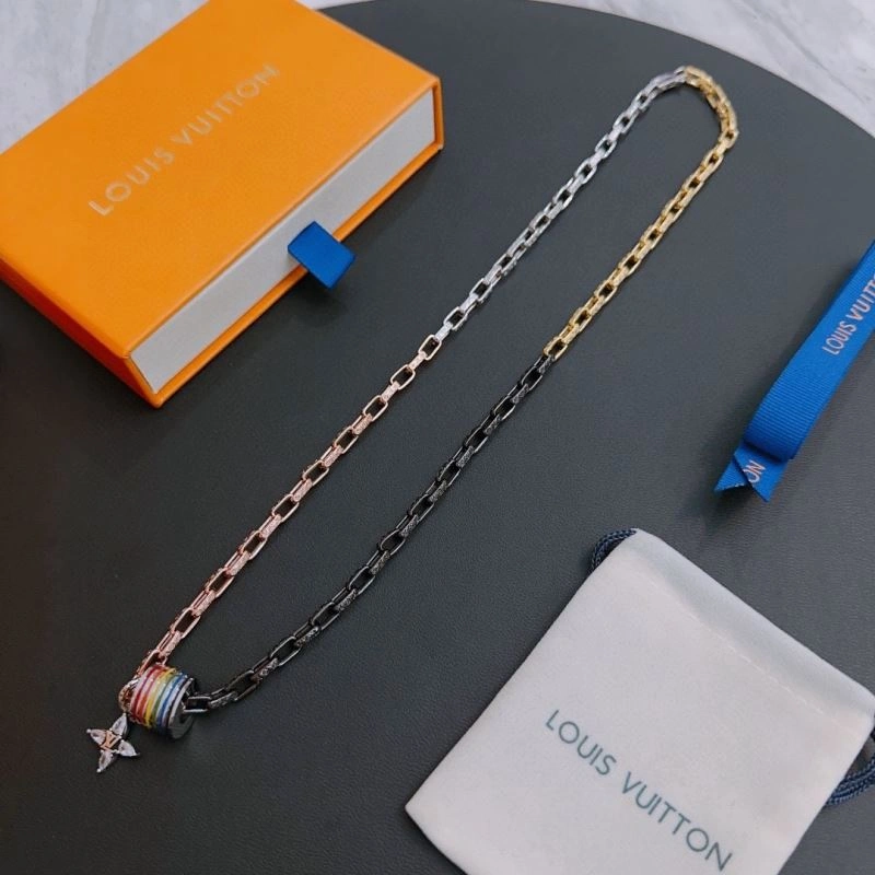 Trendy LX Necklaces 311435