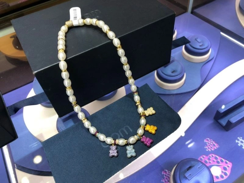 Breathable Axm Necklaces 282131