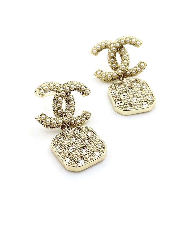 Chxnxl Earrings Functional 291255