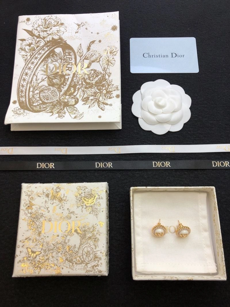 Efficient Christian Dxxr Earrings 295277