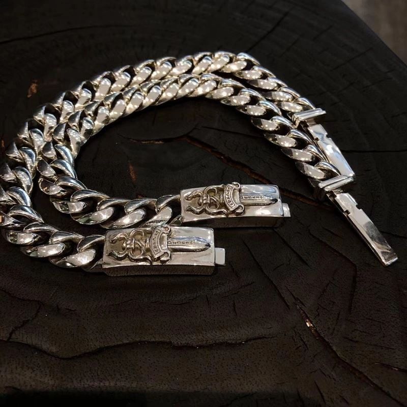 WellDesigned Chrxmx Hxxrts Bracelets 301394