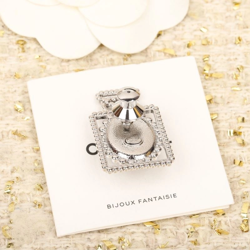 Soft Chxnxl Brooches 292509