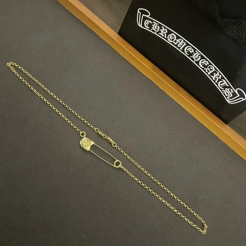 Lightweight Chrxmx Hxxrts Necklaces 300683