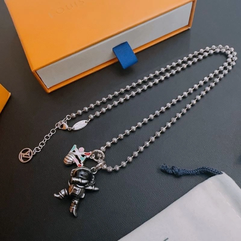 Comfortable LX Necklaces 311441