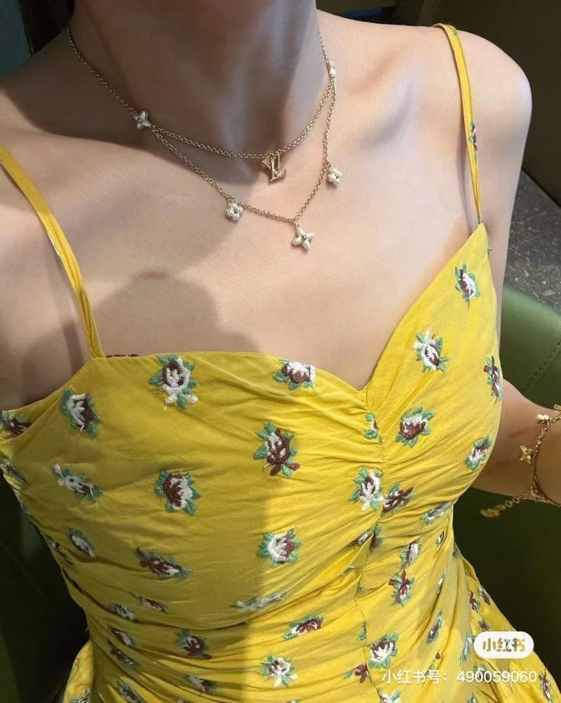 Unique LX Necklaces 311425