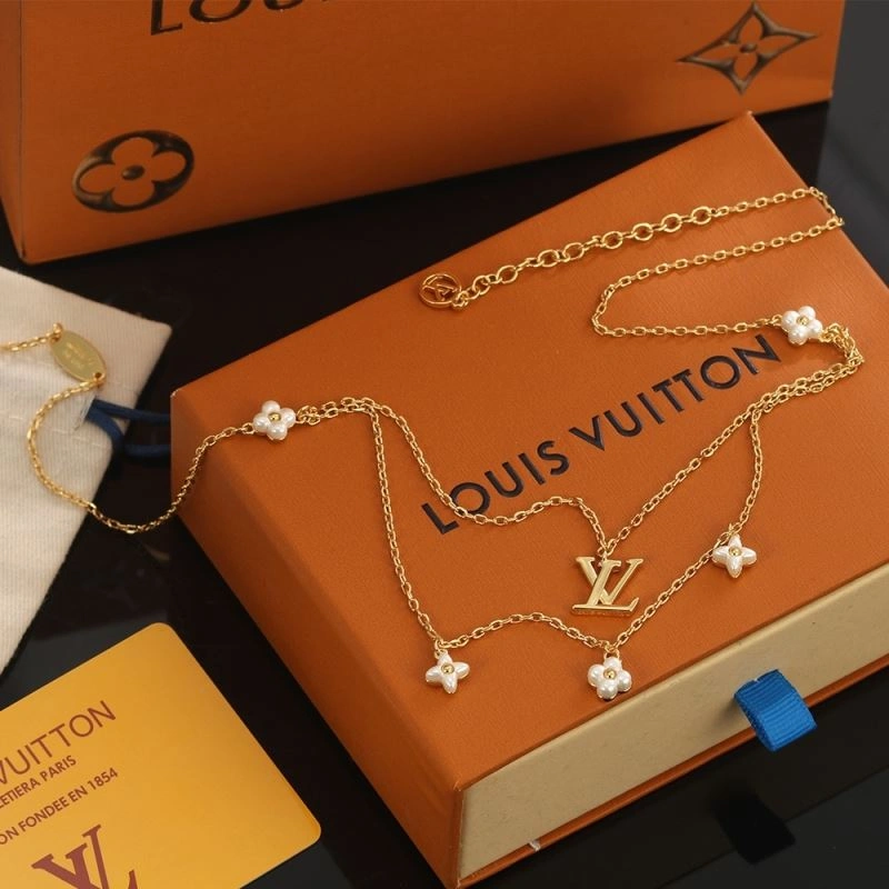 Unique LX Necklaces 311425