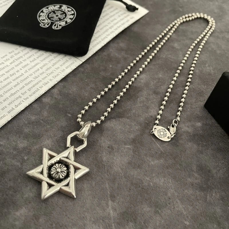 NewStyle Chrxmx Hxxrts Necklaces 300674