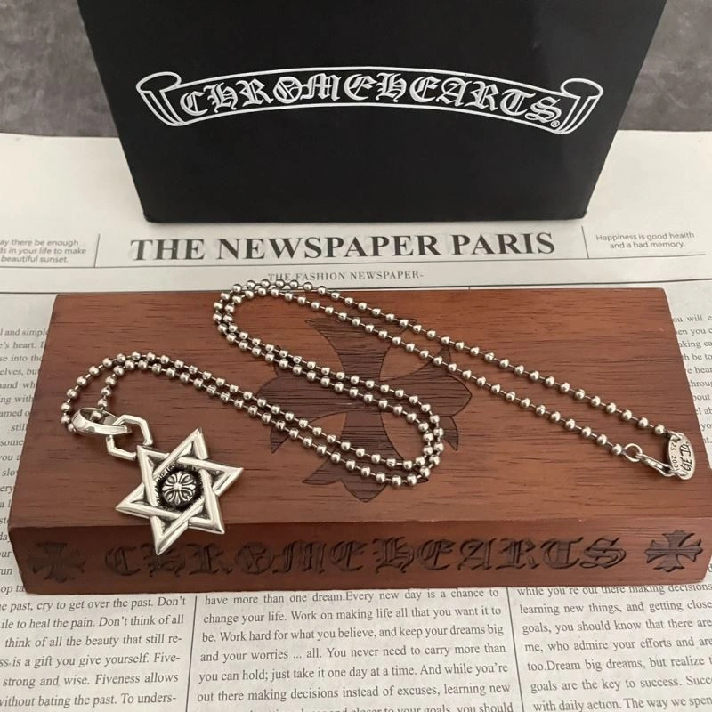 NewStyle Chrxmx Hxxrts Necklaces 300674