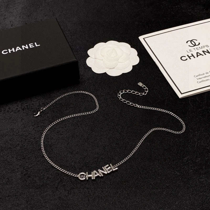Breathable Chxnxl Brooches 292479