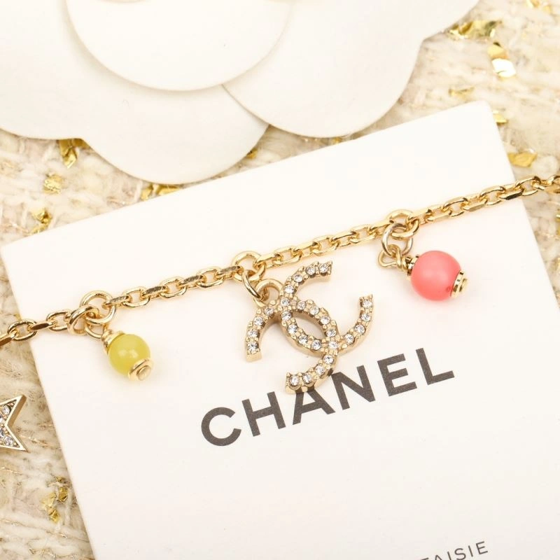 Cozy Chxnxl Brooches 292481