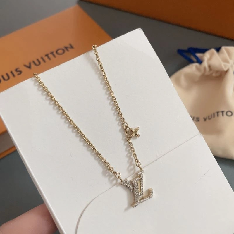 LX Necklaces Stylish 311428