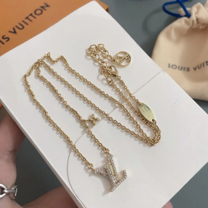 LX Necklaces Stylish 311428
