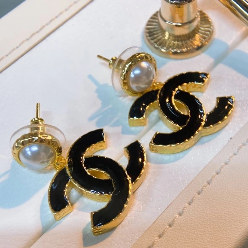 Chxnxl Brooches Sleek 292473