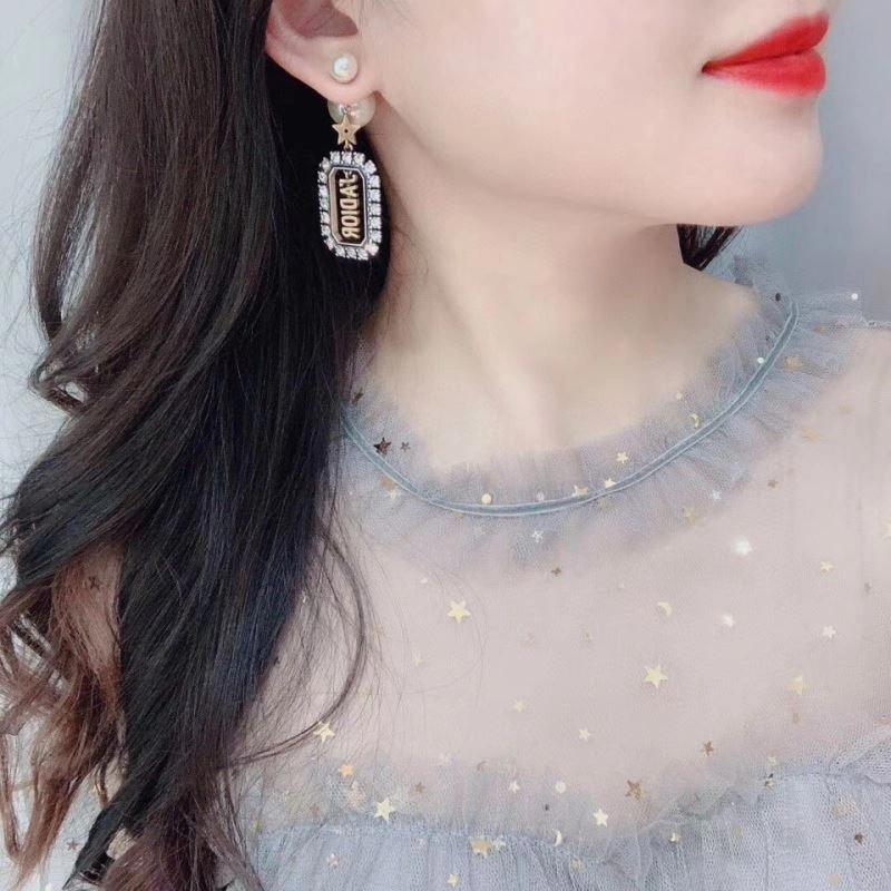 Christian Dxxr Earrings Trendy 295276