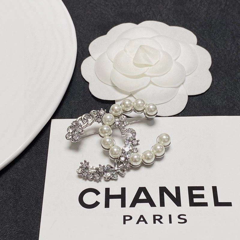 Comfortable Chxnxl Brooches 292489