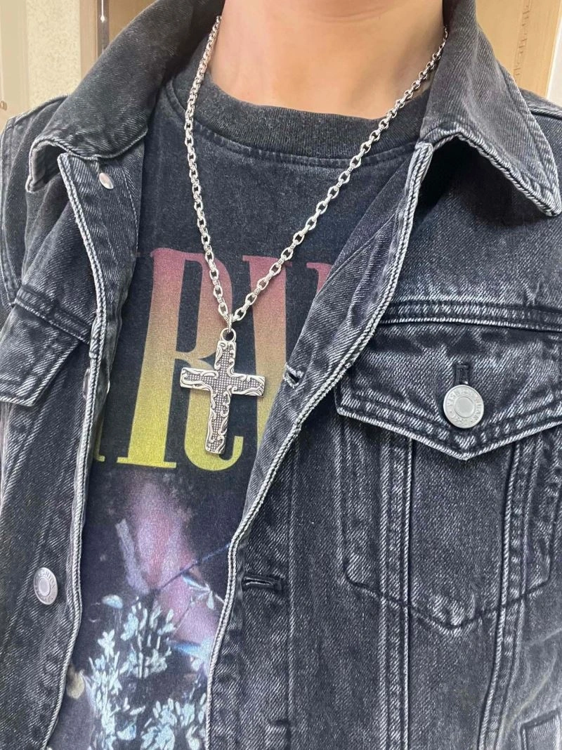 Stylish Gxccx Necklaces 306234