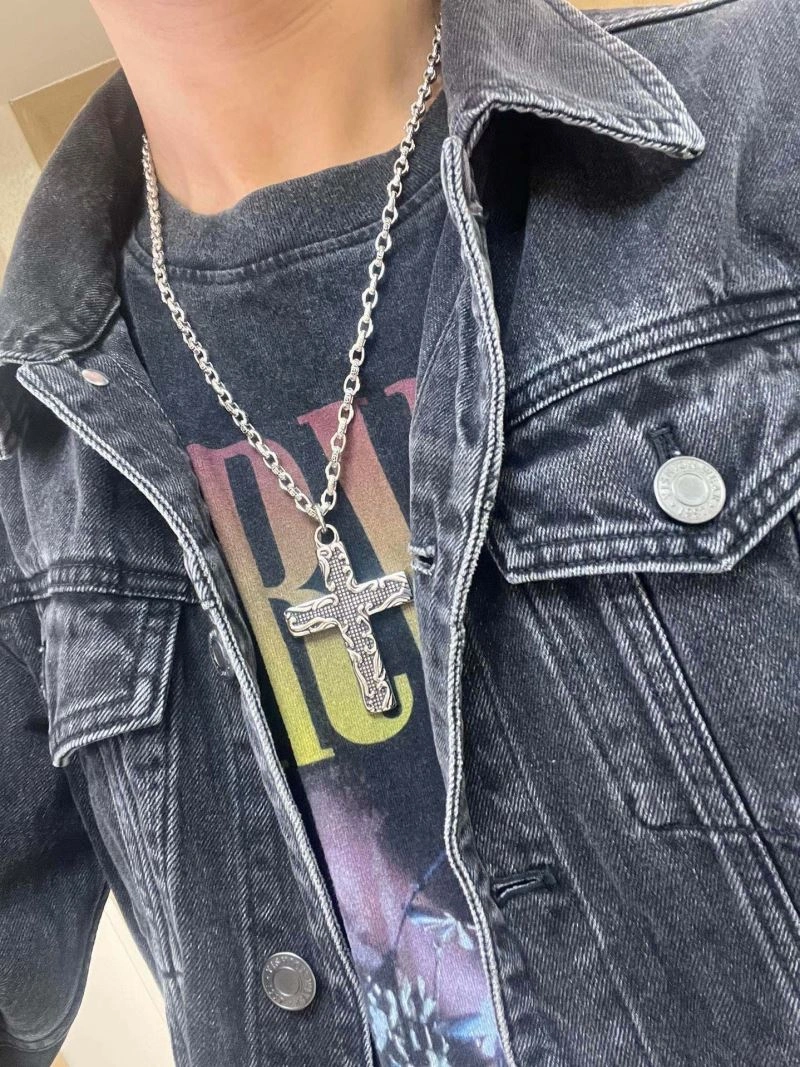 Stylish Gxccx Necklaces 306234