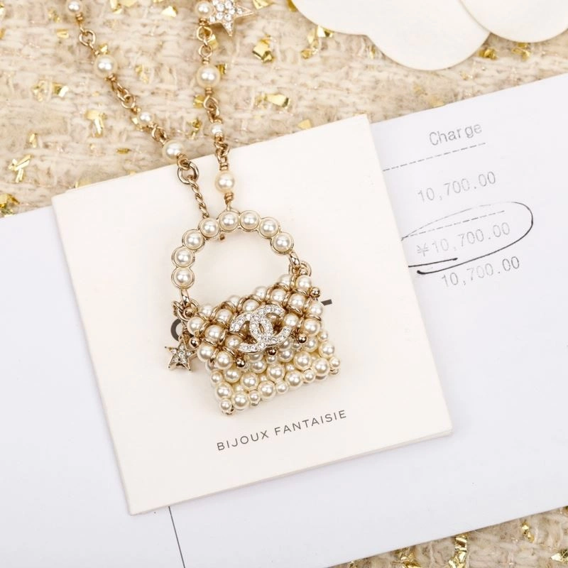 Elegant Chxnxl Brooches 292486