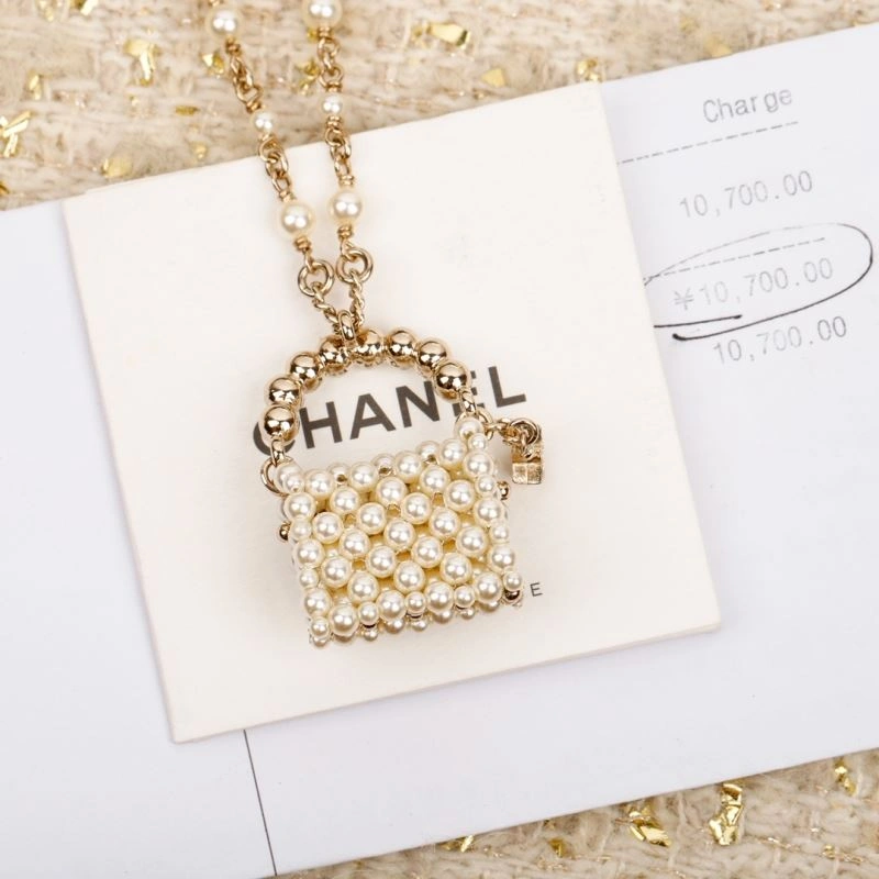 Elegant Chxnxl Brooches 292486
