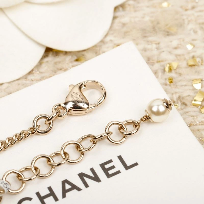 Elegant Chxnxl Brooches 292486