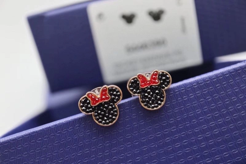 Versatile Gxccx Earrings 306862