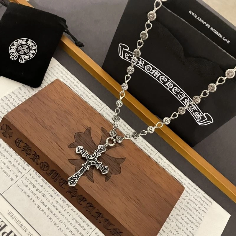 Fashionable Chrxmx Hxxrts Necklaces 300652