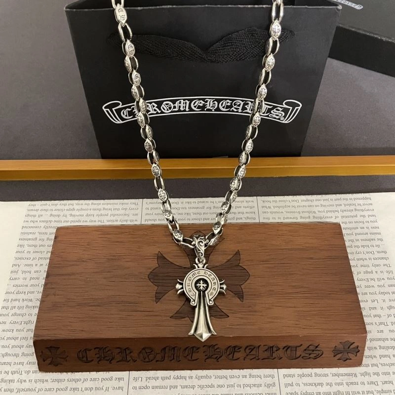Chrxmx Hxxrts Necklaces Functional 300665