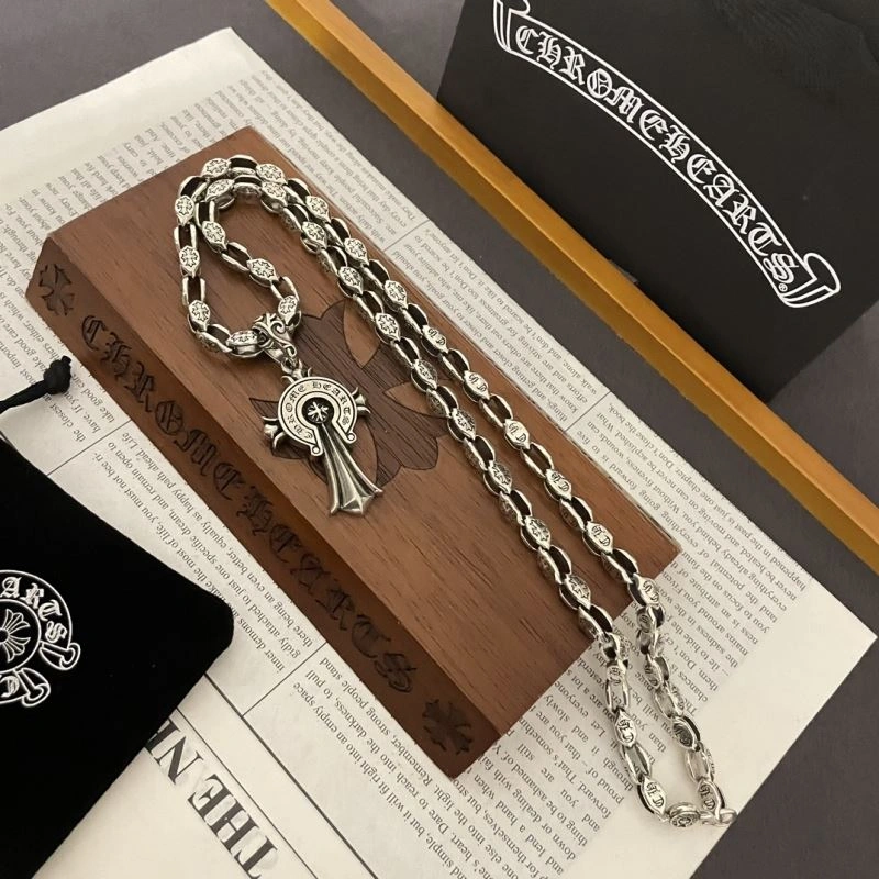 Chrxmx Hxxrts Necklaces Functional 300665
