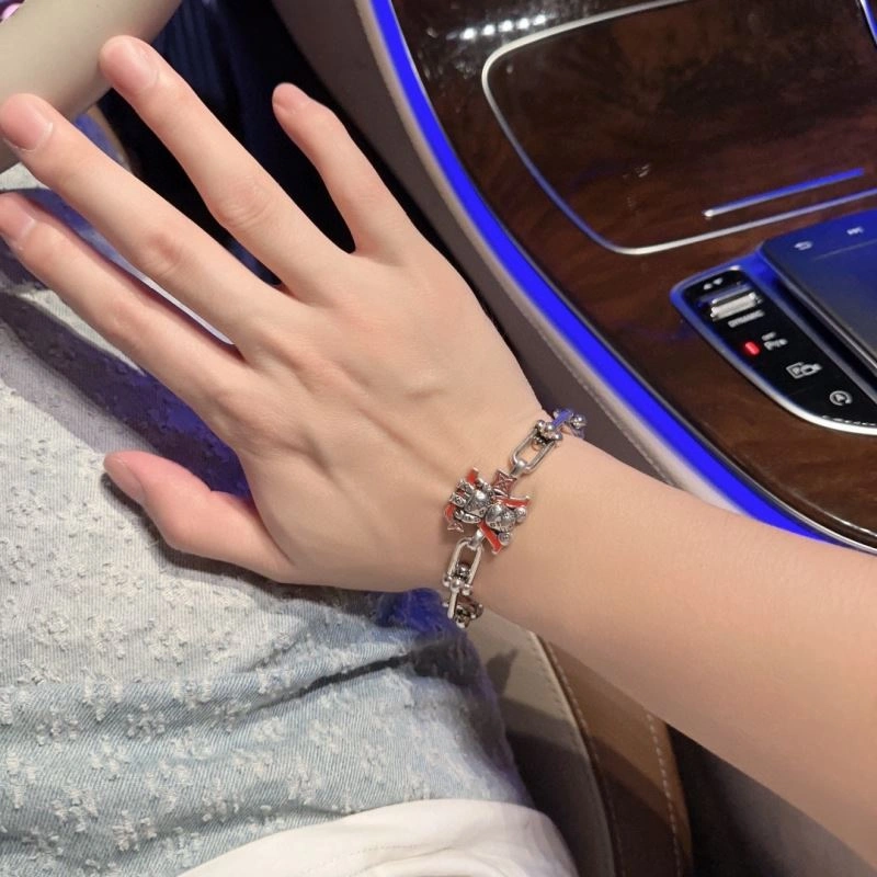 Comfortable LX Bracelets 311849