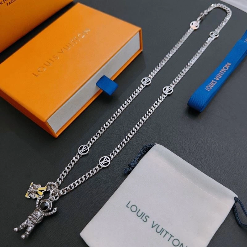 Vibrant LX Necklaces 311424