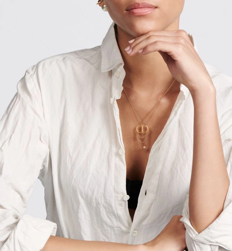 Elegant Christian Dxxr Necklaces 295077